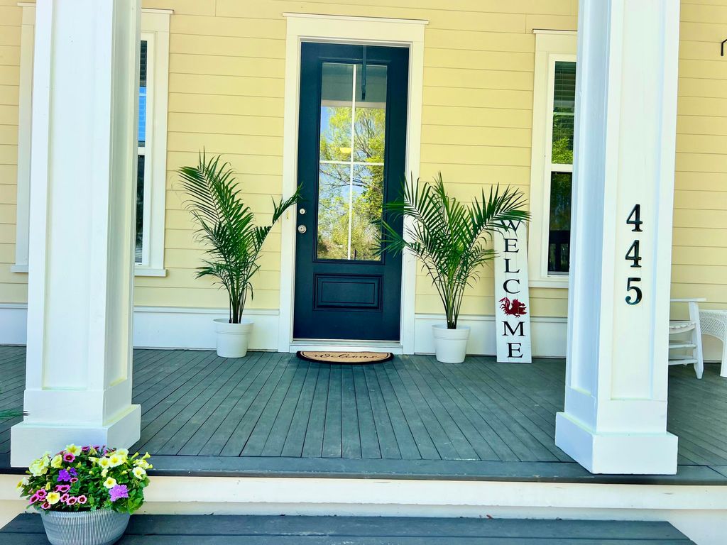 Photo of 445 Watergrass Way, Summerville, SC 29485 (MLS # 26008767)