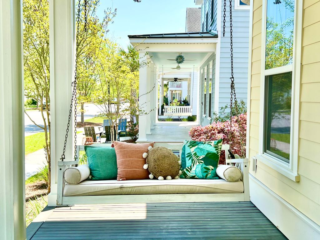 Photo of 445 Watergrass Way, Summerville, SC 29485 (MLS # 26008767)