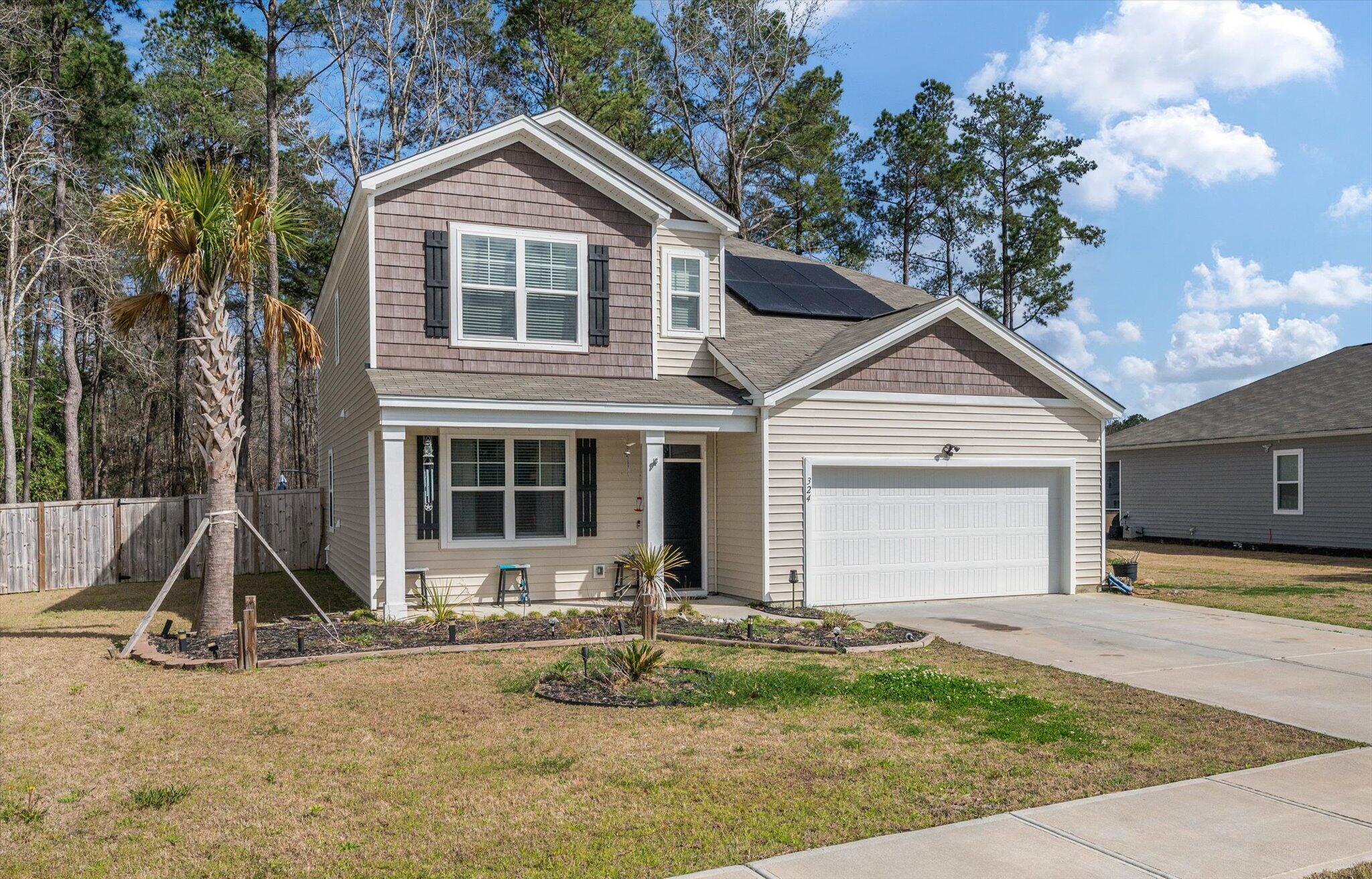 324 Spruce Ivy Street