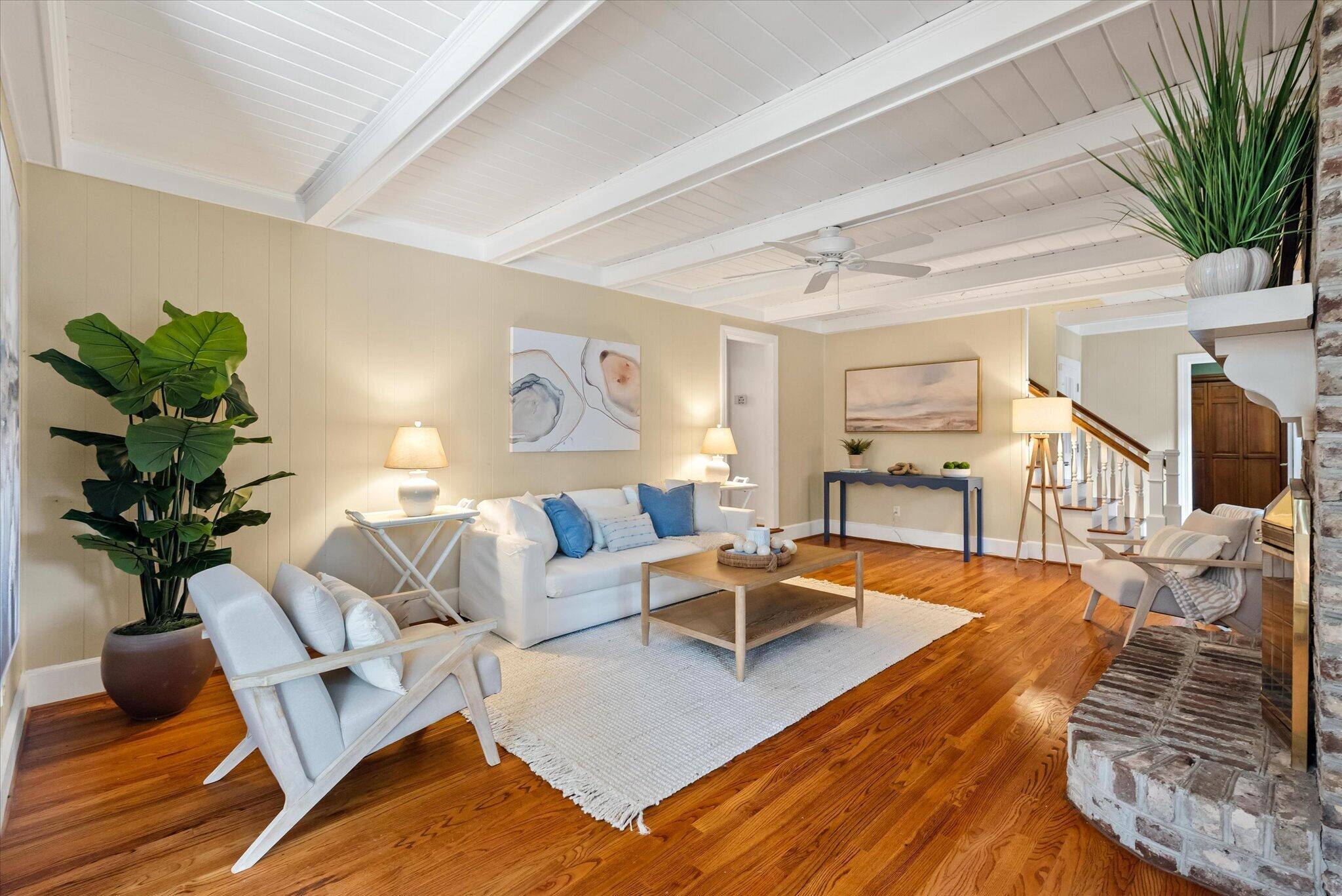 975 Harbortowne Road