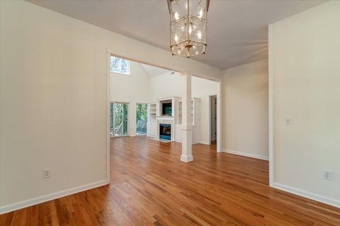 A home in Edisto Island