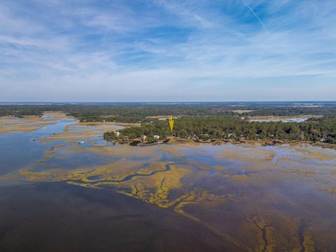 A home in Edisto Island