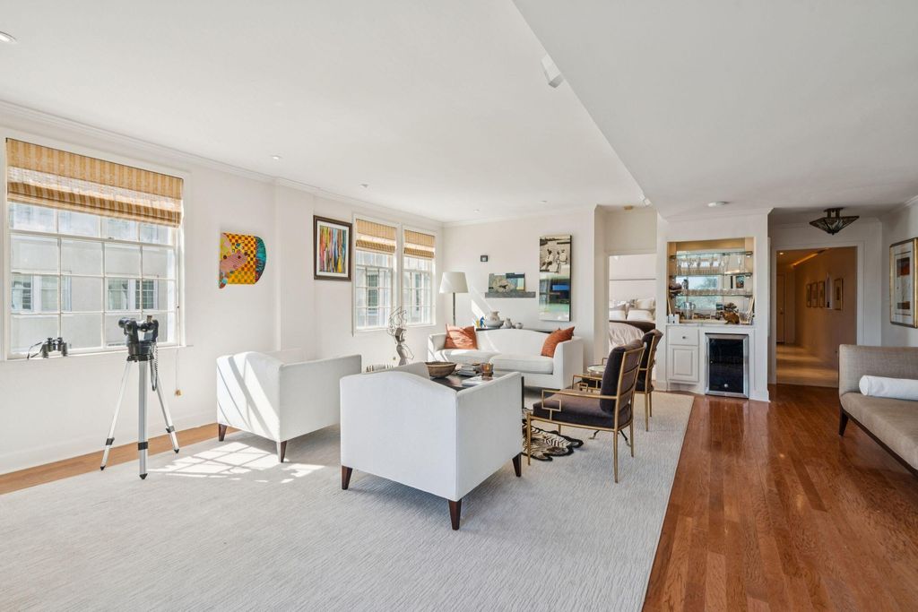 Photo of 1 King Street #409/410, Charleston, SC 29401 (MLS # 25027497)