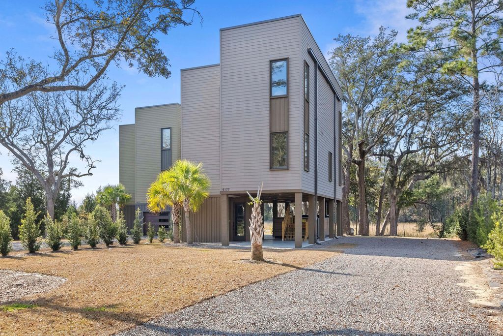 Photo of 4177 S Rhett Avenue, North Charleston, SC 29405 (MLS # 26000845)