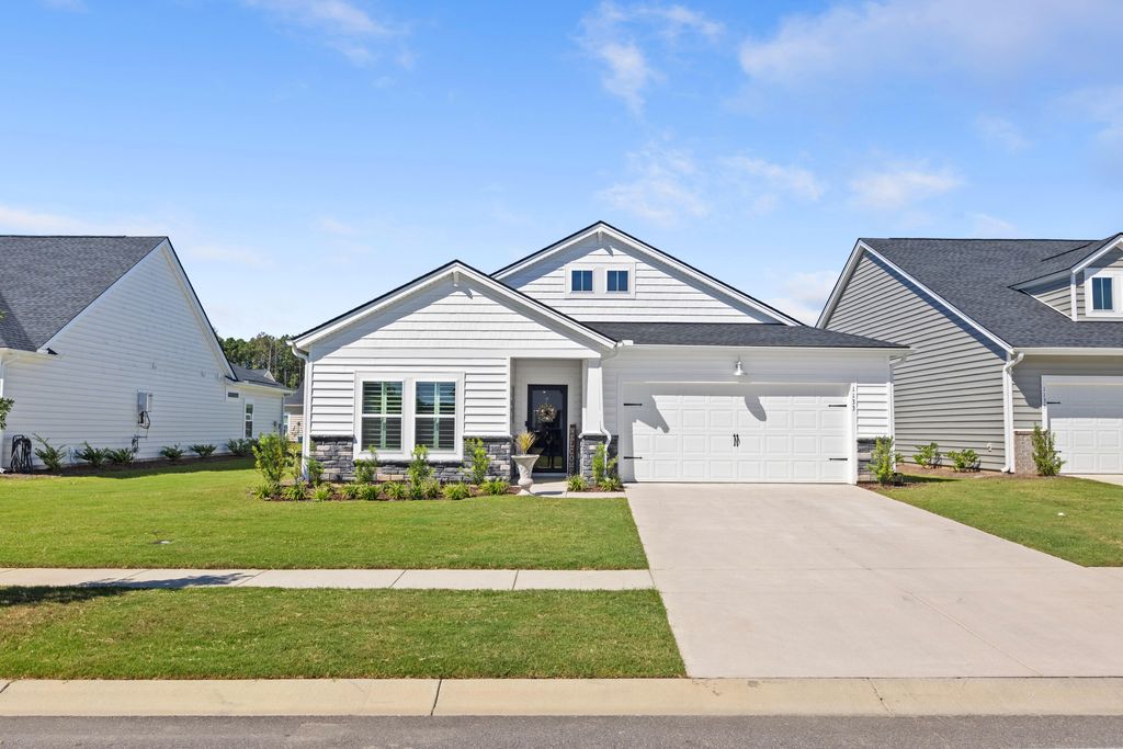 Photo of 1133 Cooper Point Street, Summerville, SC 29485 (MLS # 25024202)