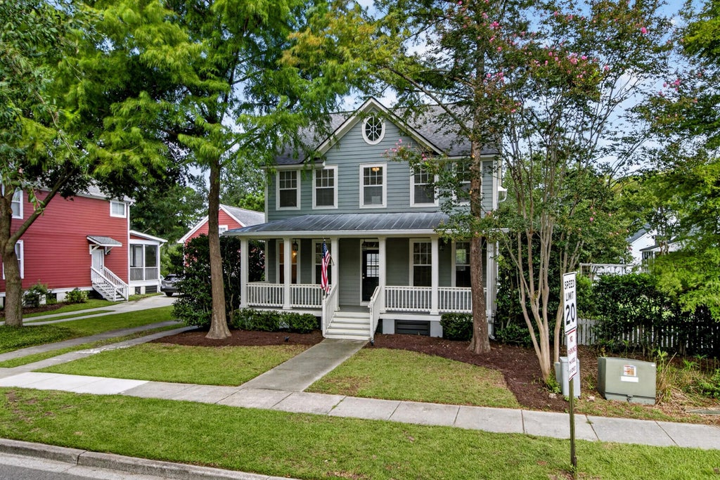 Photo of 1081 Barfield Street, Charleston, SC 29492 (MLS # 26025542)