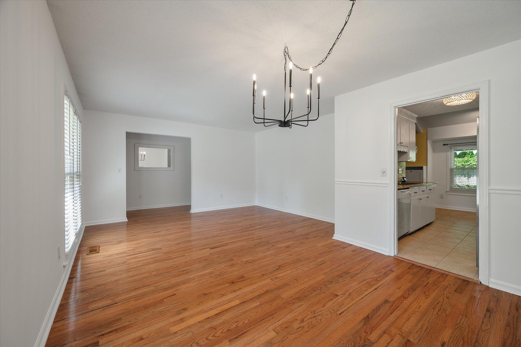 1673 Sulgrave Road