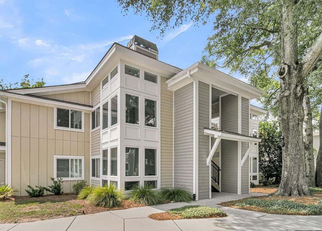 Photo of 275 Alexandra Drive #11, Mount Pleasant, SC 29464 (MLS # 26024299)