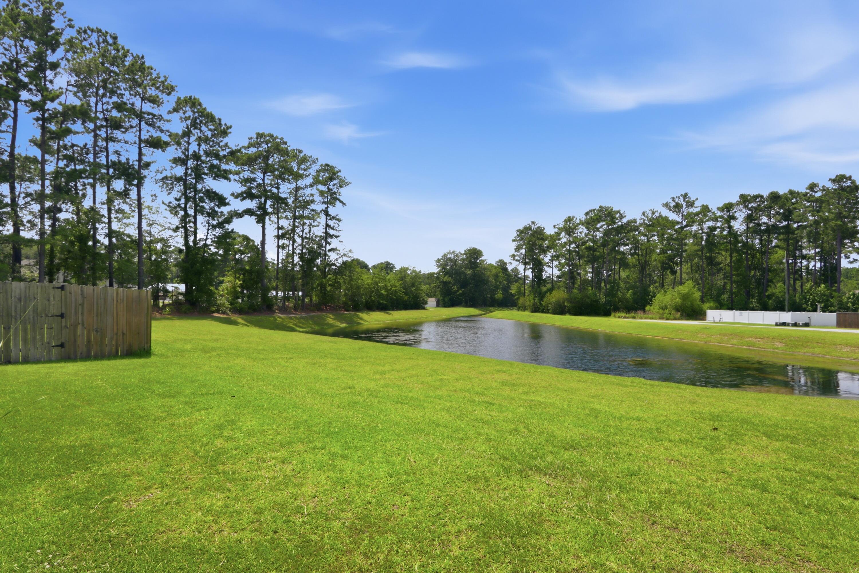 165 Clydesdale Circle