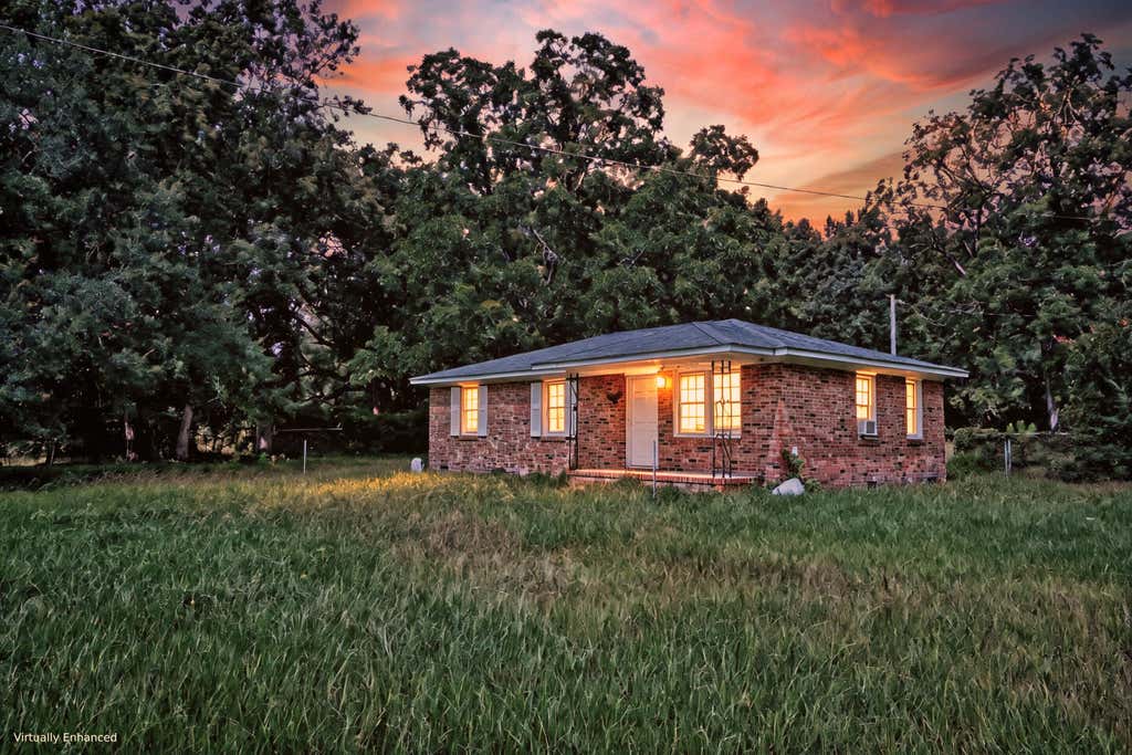 Photo of 4126 N Highway 17, Mount Pleasant, SC 29429 (MLS # 26024304)