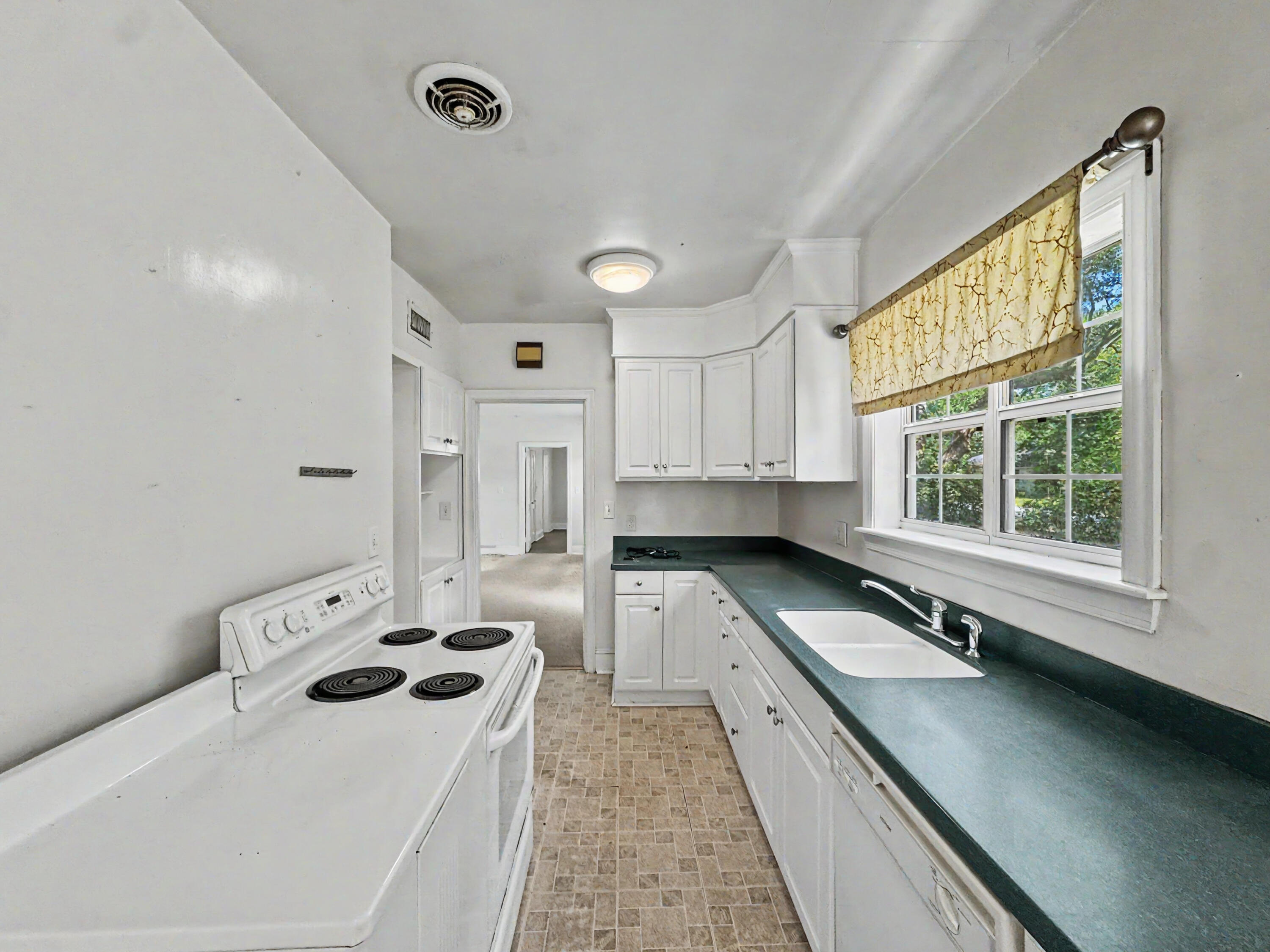 305 Geddes Avenue