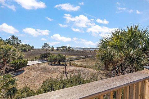 A home in Dewees Island