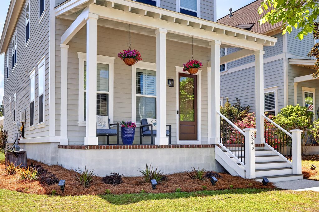 Photo of 3545 Sewel Avenue, Mount Pleasant, SC 29466 (MLS # 26010359)