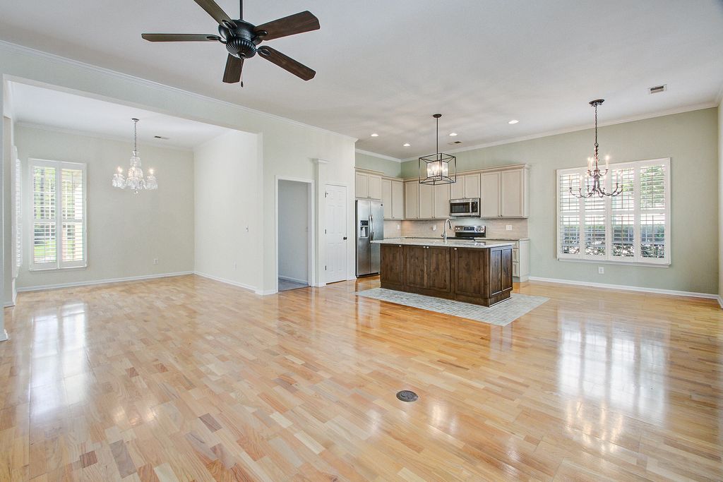 Photo of 1462 Clarendon Way, Mount Pleasant, SC 29466 (MLS # 26009119)