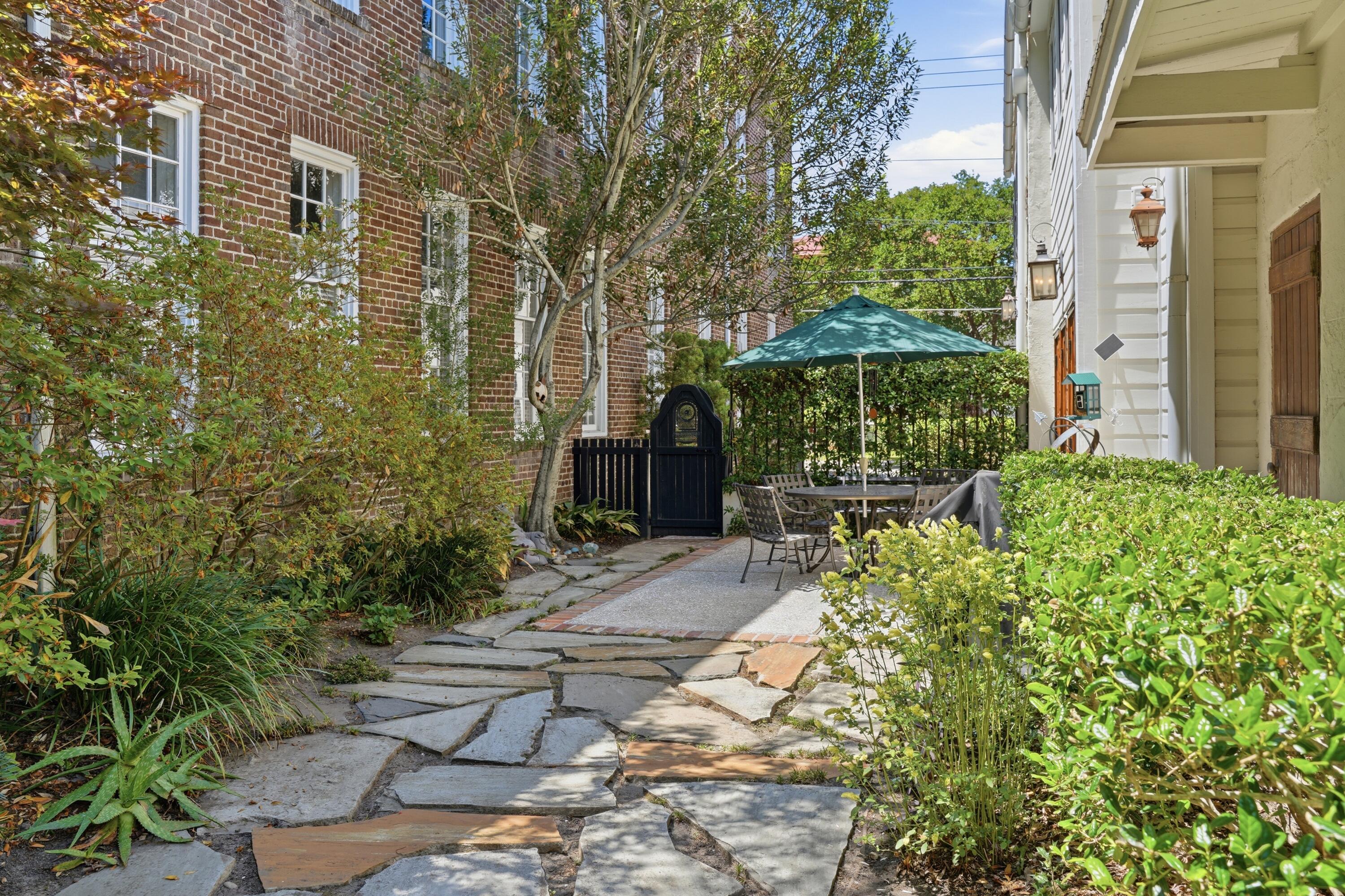 35 Wentworth Street