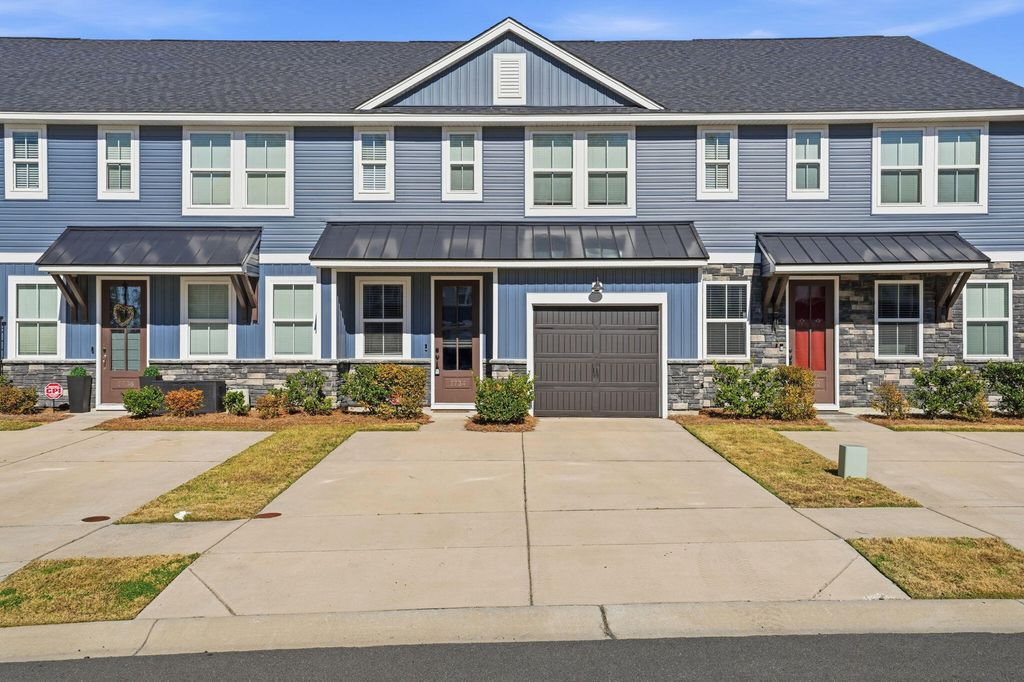 Photo of 7734 Park Gate Drive, North Charleston, SC 29418 (MLS # 26001616)