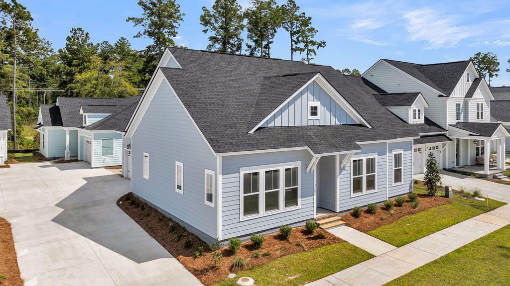 Photo of 340 Trailmore Lane, Summerville, SC 29486 (MLS # 25013995)