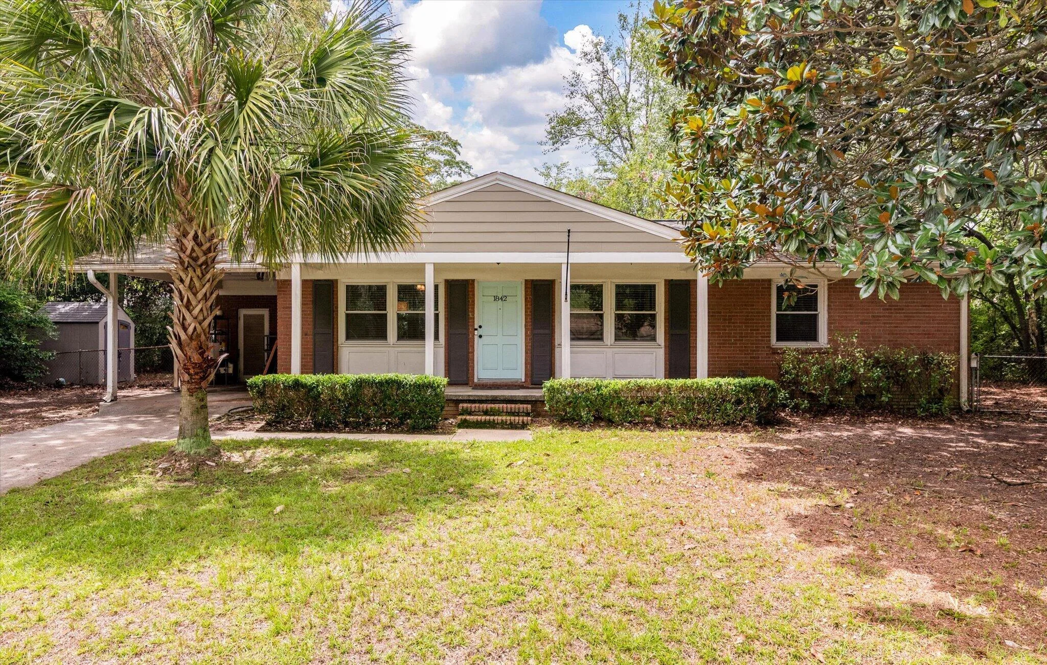 1842 Gippy Lane