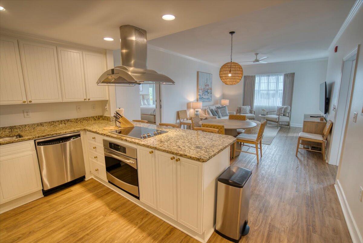 5804 Palmetto Drive Unit A-405/407