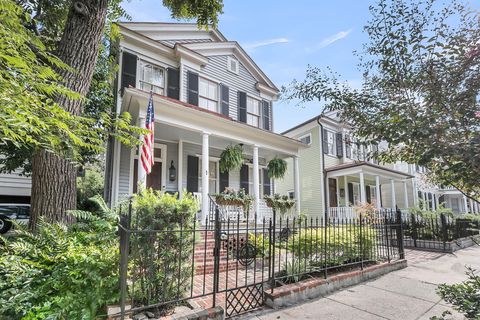 1 Bee Street Charleston SC 29403