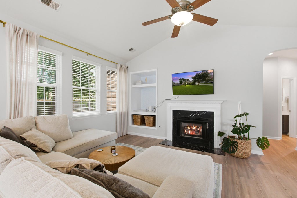 Photo of 7303 Kestrel Trail, Hanahan, SC 29410 (MLS # 26022464)