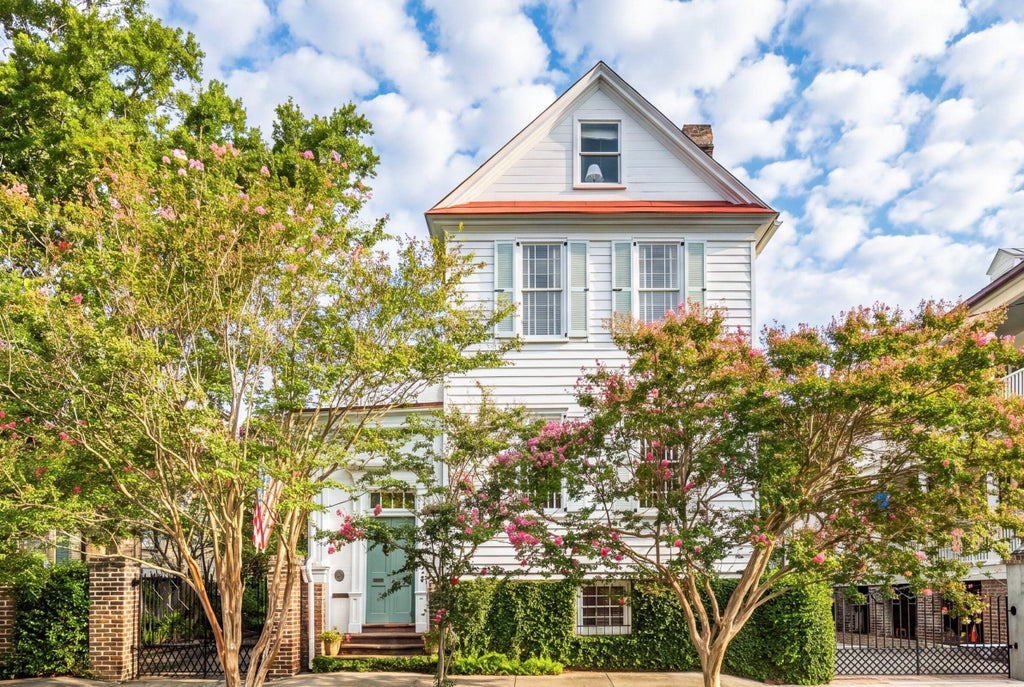 Photo of 8 Judith Street, Charleston, SC 29403 (MLS # 26025815)