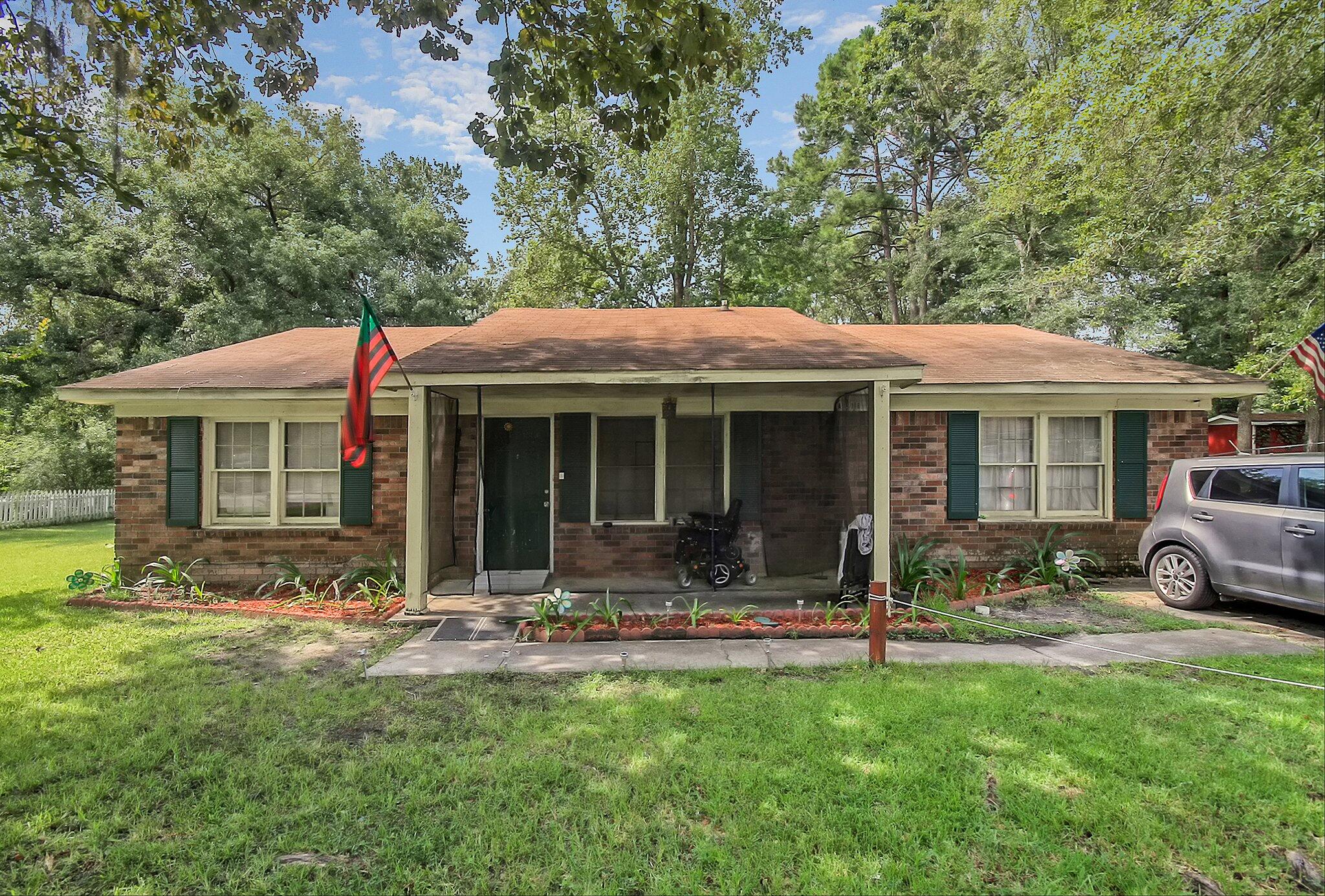 118 Wendy Way Unit A,B