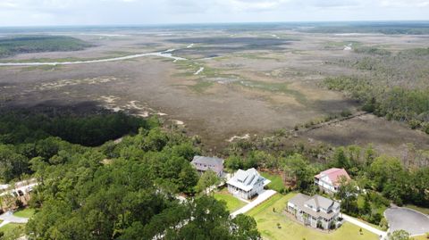 A home in Awendaw