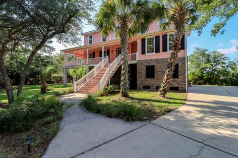 A home in Awendaw