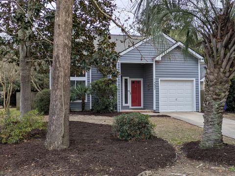 Photo of 1452 Oaklanding Road, Mount Pleasant, SC 29464 (MLS # 26001186)