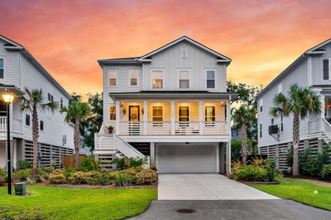Photo of 1494 N Lakeshore Drive, Mount Pleasant, SC 29466 (MLS # 25015611) Photo of 1494 N Lakeshore Drive, Mount Pleasant, SC 29466 (MLS # 25015611)