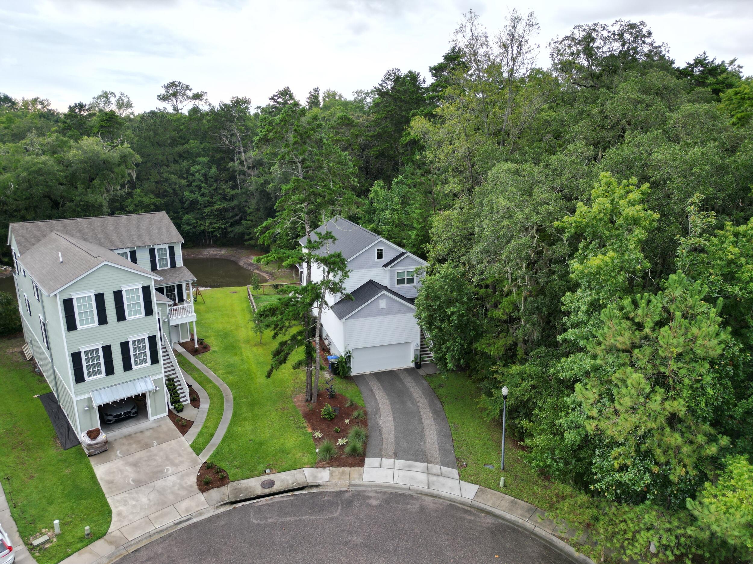 1936 Chestnut Oak Lane