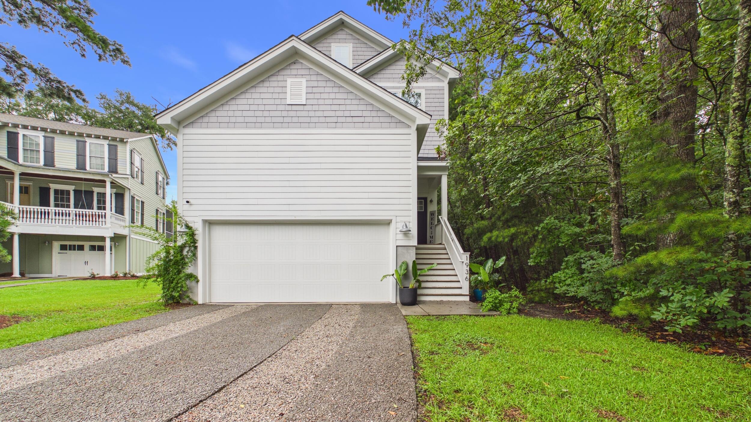1936 Chestnut Oak Lane