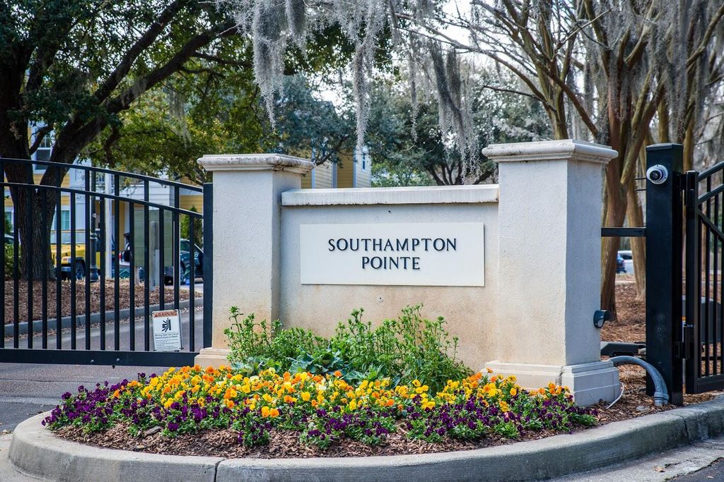 Photo of 2322 Chatelain Way, Mount Pleasant, SC 29464 (MLS # 26003298)