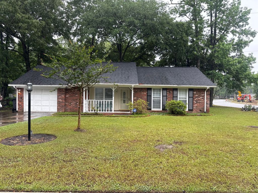 Photo of 7754 Ginger Lane, North Charleston, SC 29420 (MLS # 26012667)