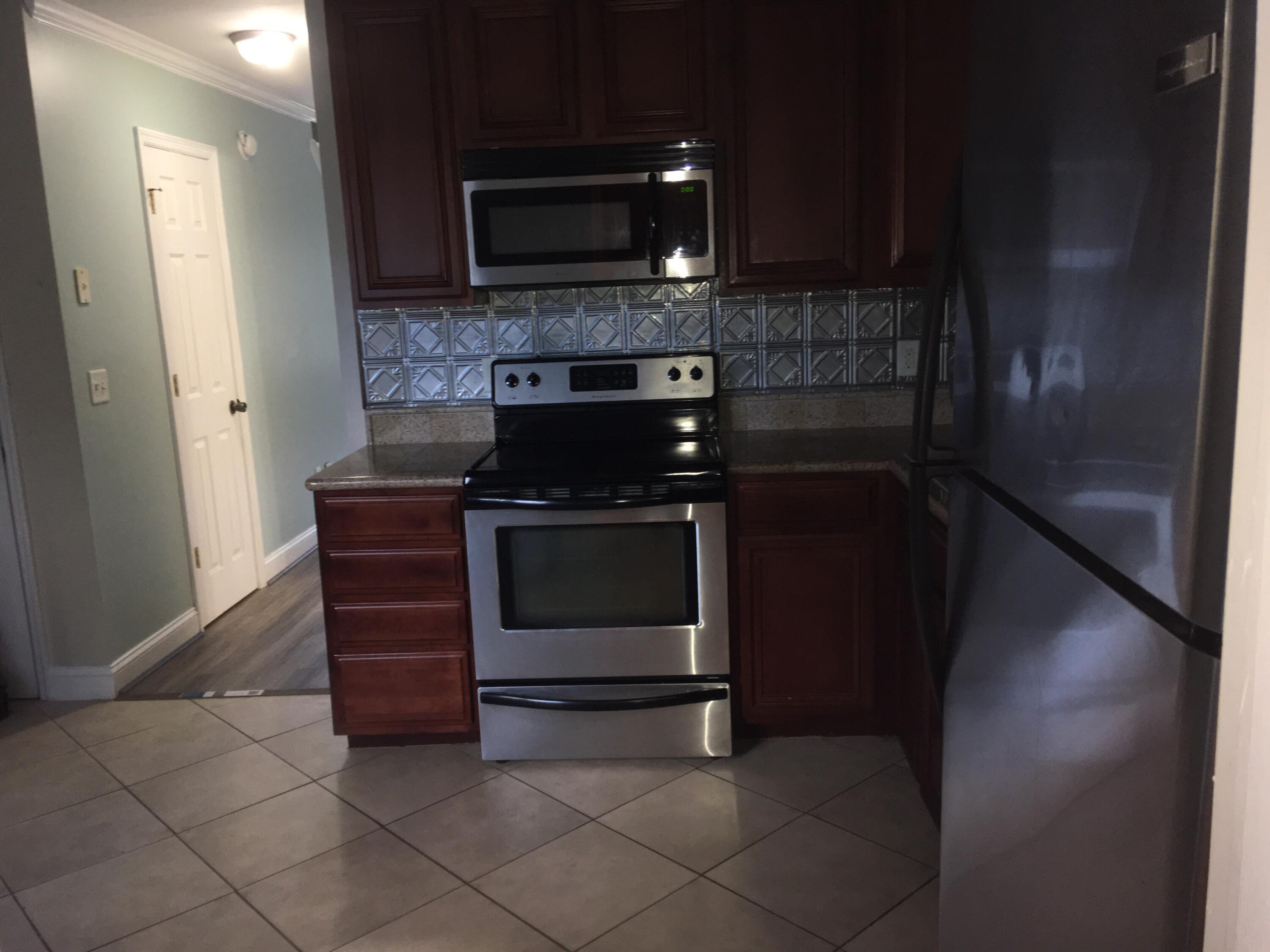 17 S Anderson Avenue A B C D