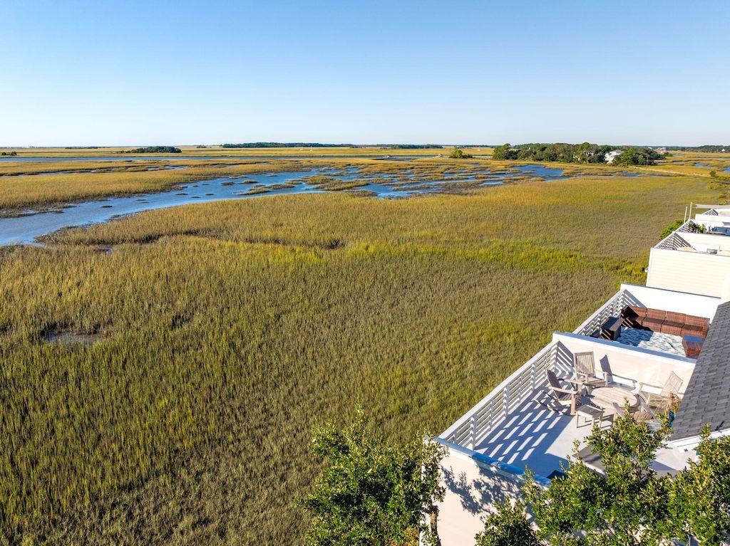 Photo of 2133 Tides End Road, Charleston, SC 29412 (MLS # 25028444)