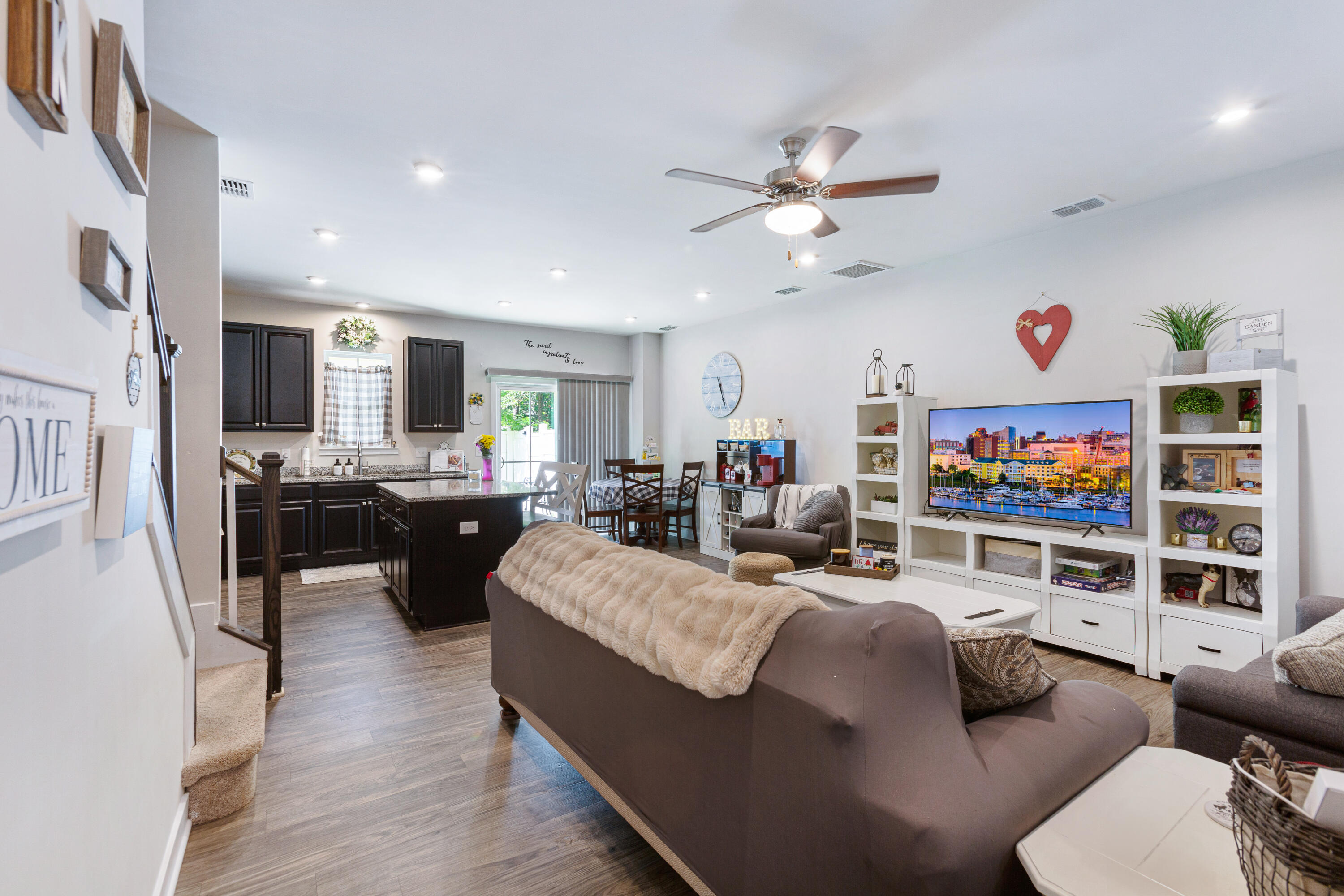 412 Grand Palm Lane