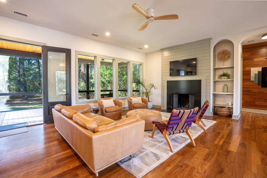 Photo of 153 Tarbell Lane, McClellanville, SC 29458 (MLS # 26008270)