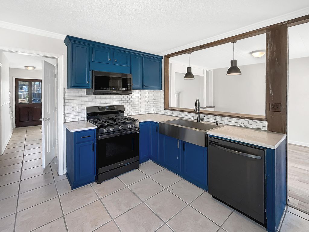 Photo of 8249 Longridge Road, Charleston, SC 29418 (MLS # 26001336)