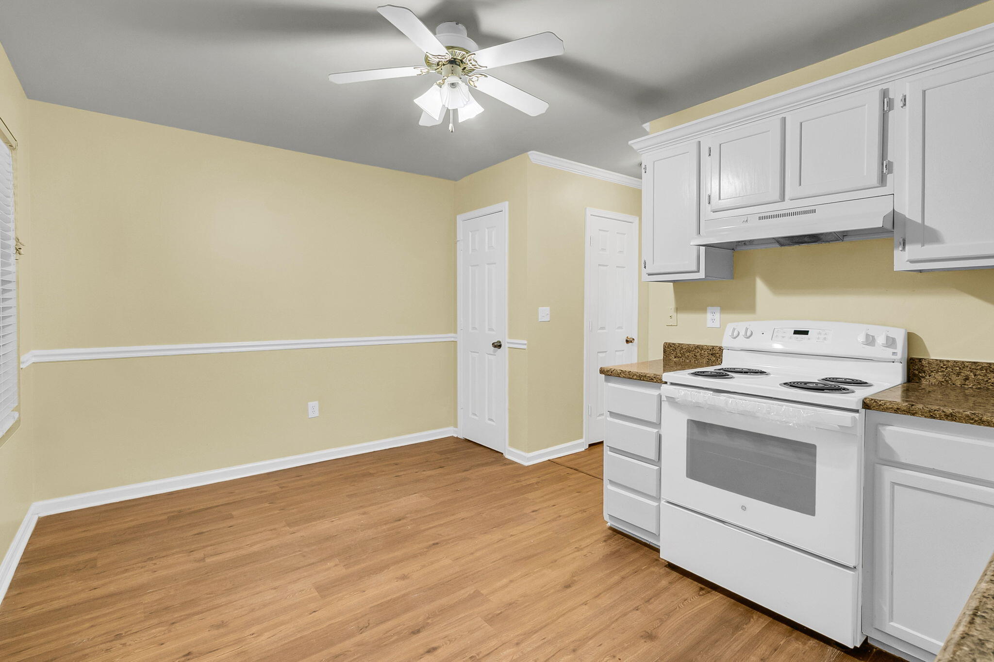 6239 Lucille Drive Drive 17-D