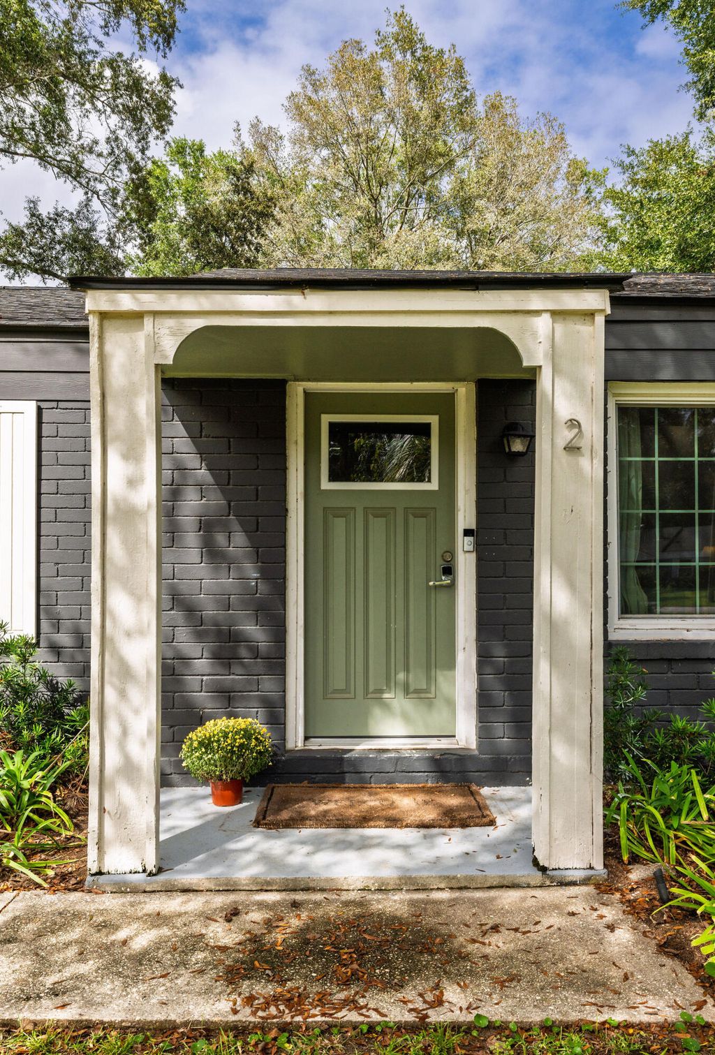 Photo of 2 Ellen Avenue, Mount Pleasant, SC 29464 (MLS # 25027591)