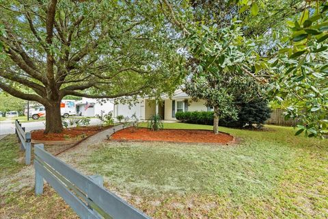 A home in Summerville