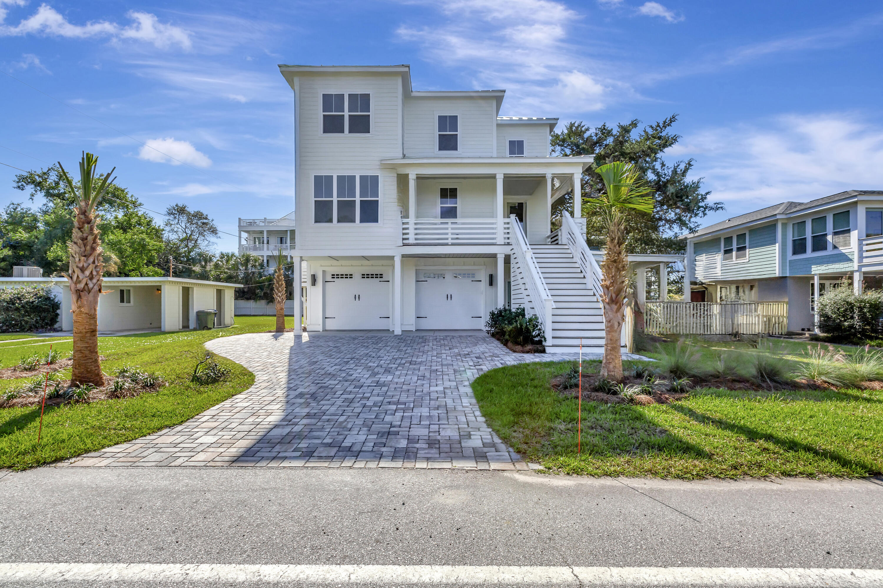 312 Palm Boulevard