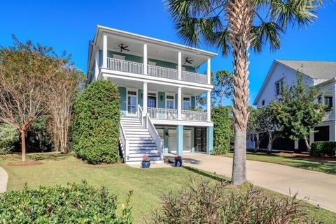 Photo of 2080 Amenity Park Drive, Mount Pleasant, SC 29466 (MLS # 26002856)