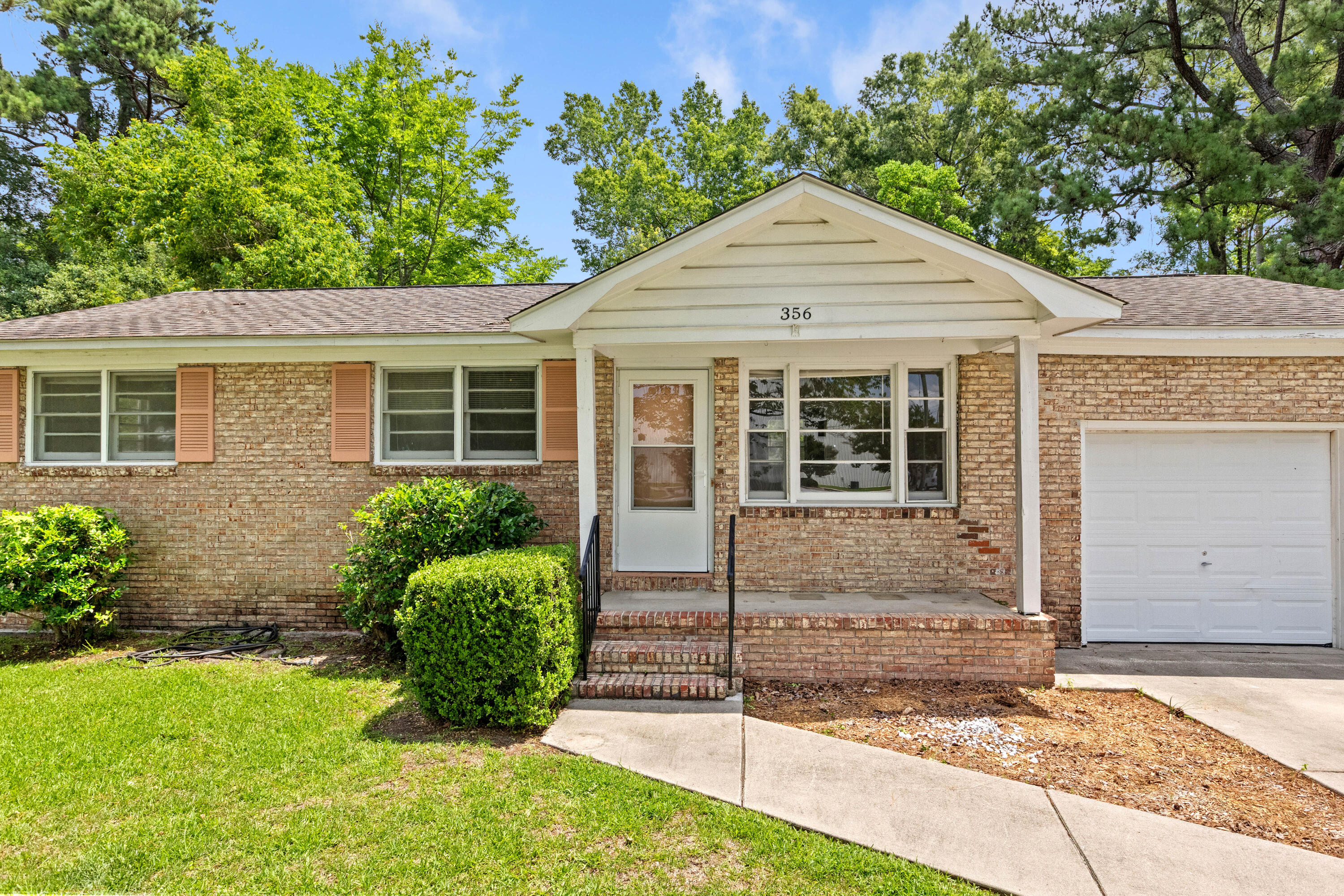 356 Price Street