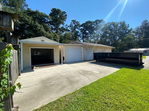 A home in Summerville