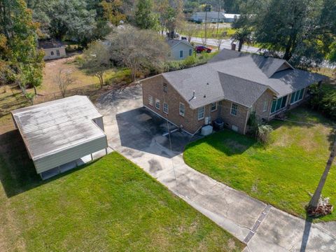 A home in Summerville