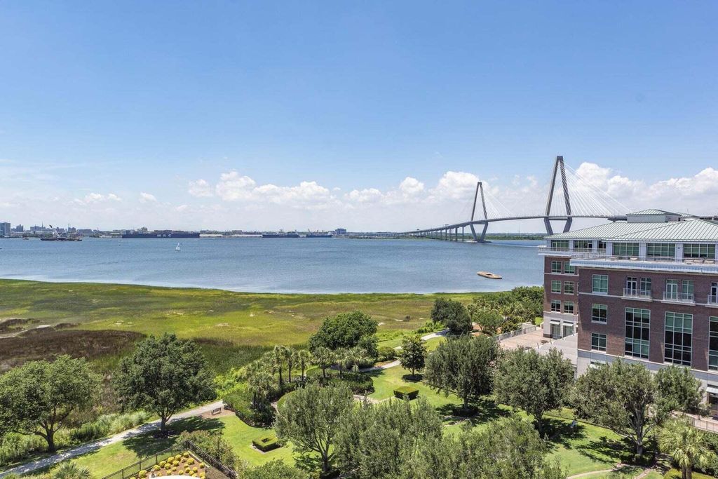 Photo of 283 S Plaza Court #8, Mount Pleasant, SC 29464 (MLS # 26006383)