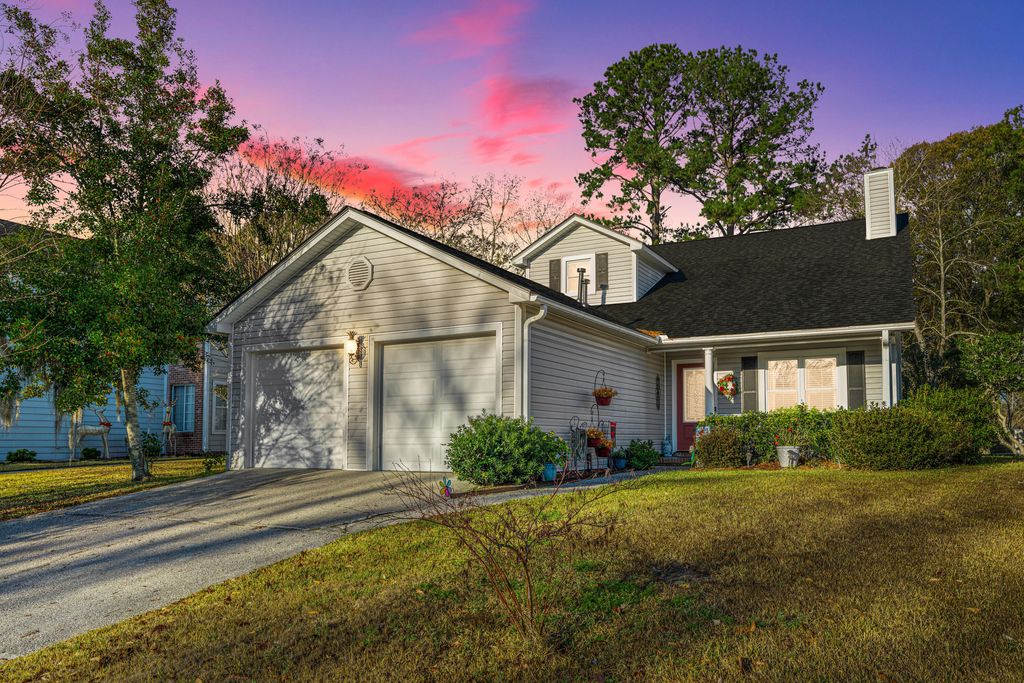 Photo of 47 Wolk Drive, Charleston, SC 29414 (MLS # 26000475)